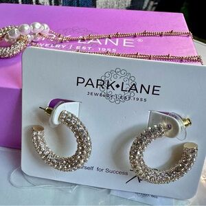 Park Lane Sparkling & Pearl Gold Necklace and Earrings. Premium Sparkle Box.